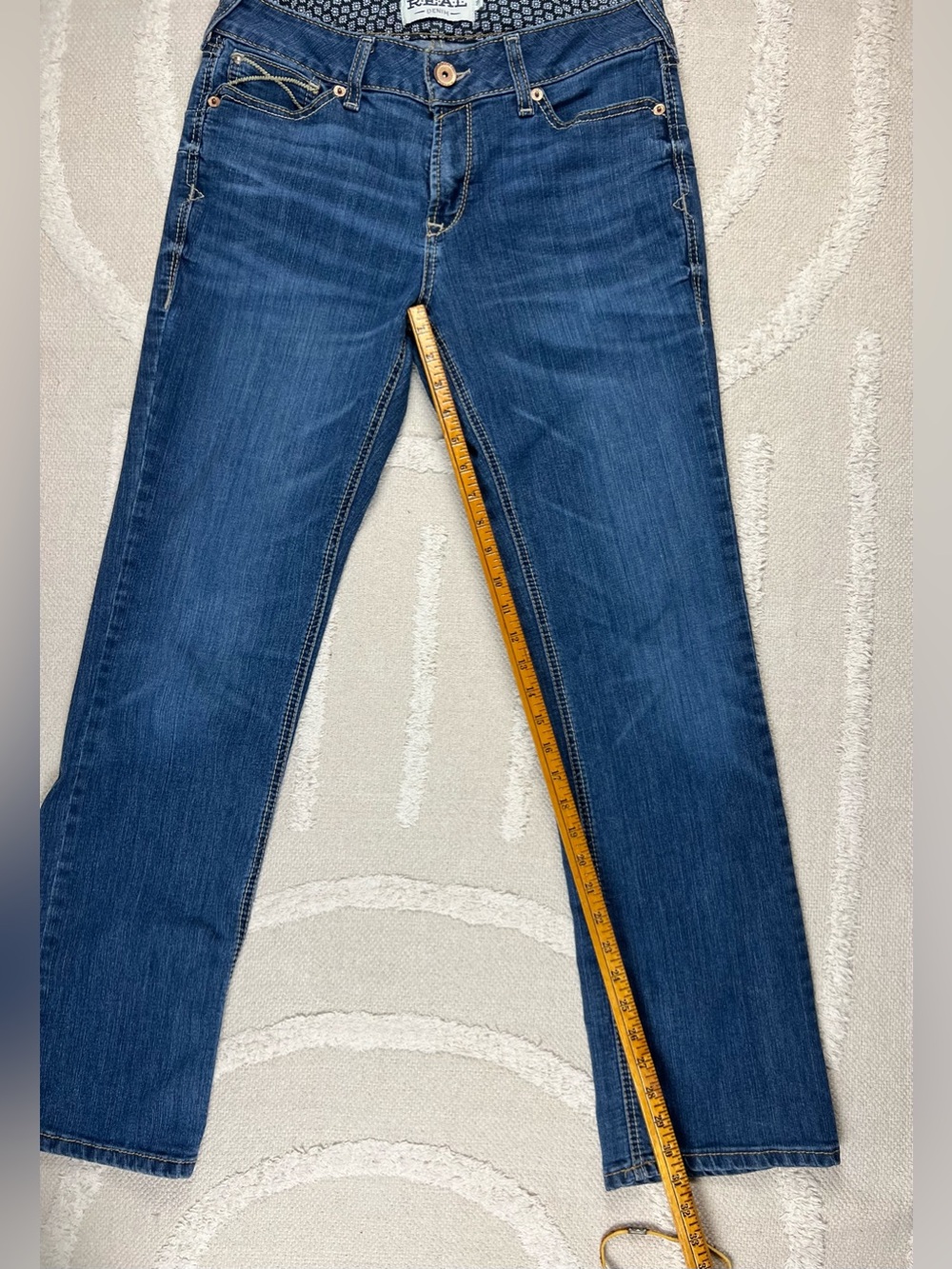 Ariat R.E.A.L. Mid Rise Straight Leg Western Jeans Thick Stitch – Size 31R - Picture 9 of 13